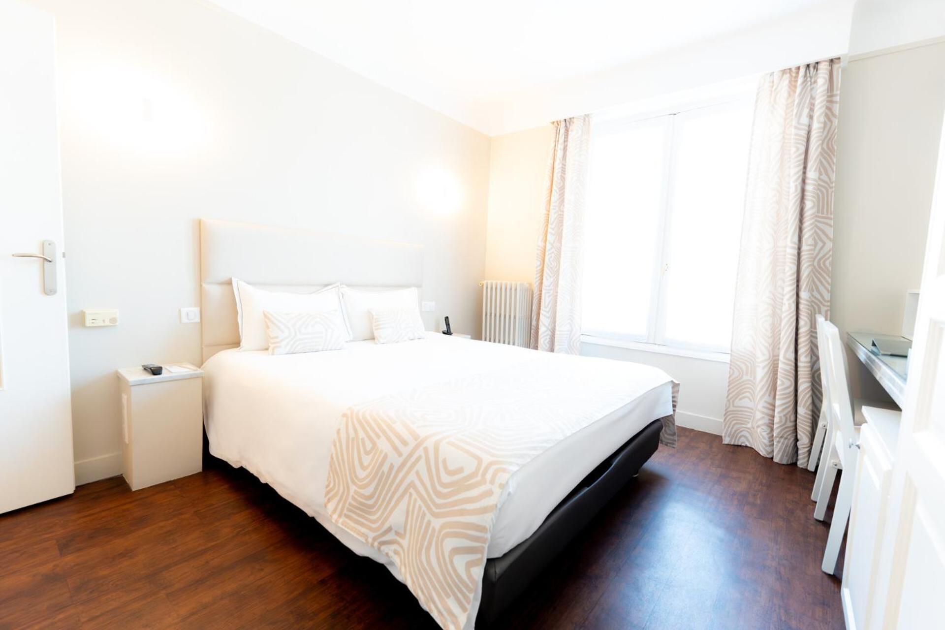 Hotel D'Angleterre Chalons en Champagne Bagian luar foto