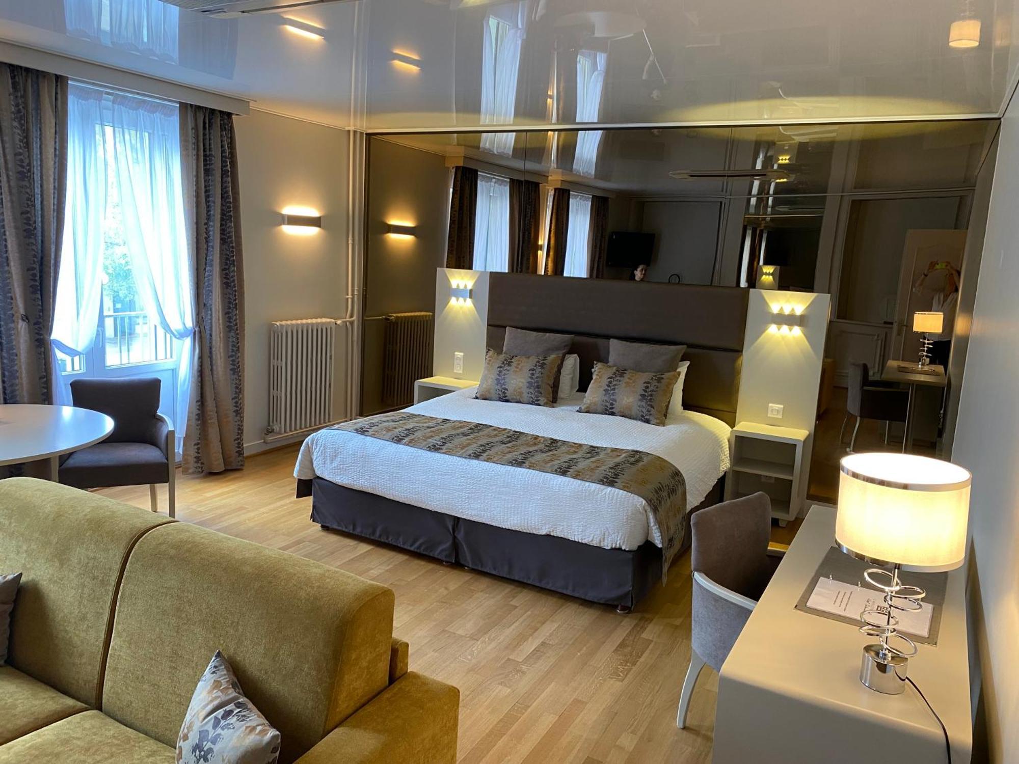 Hotel D'Angleterre Chalons en Champagne Bagian luar foto