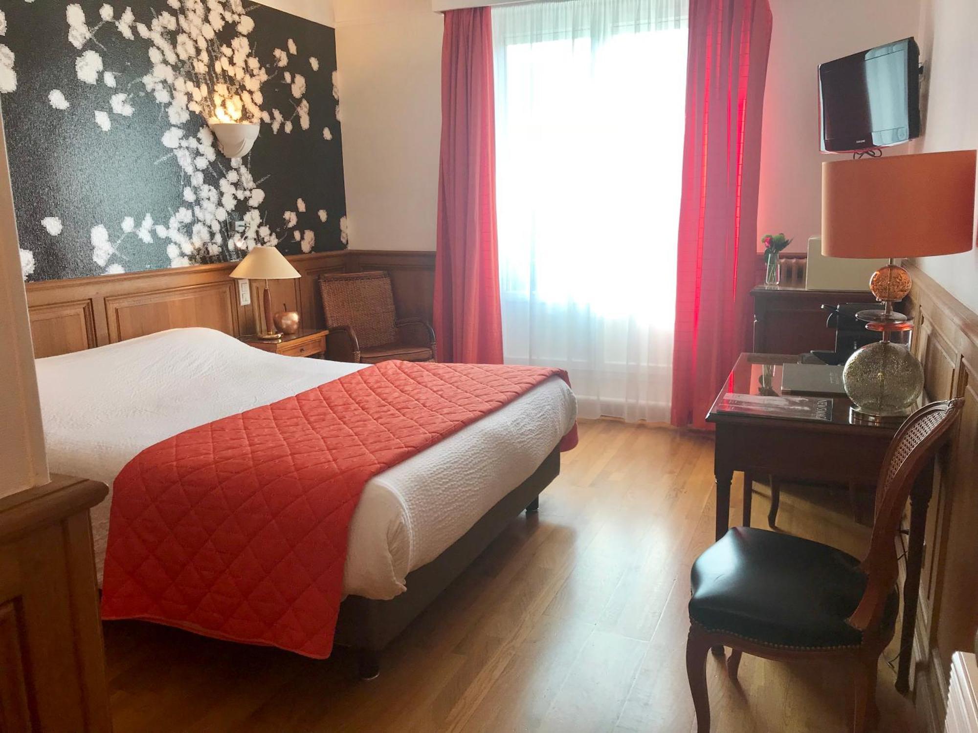 Hotel D'Angleterre Chalons en Champagne Bagian luar foto