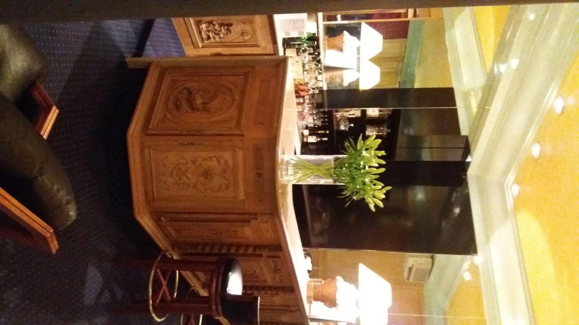 Hotel D'Angleterre Chalons en Champagne Bagian luar foto